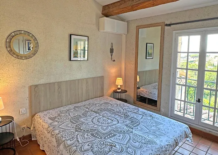 Les Bastides De Pan Cuet بيت للعطل *