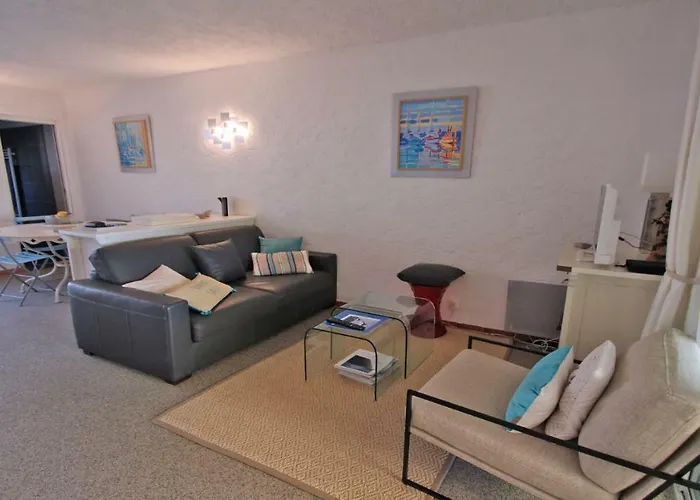 Les Bastides De Pan Cuet 別荘