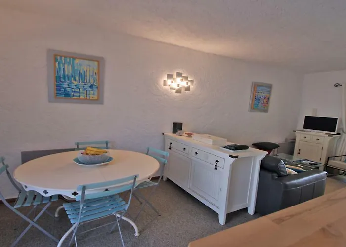 Les Bastides De Pan Cuet 別荘